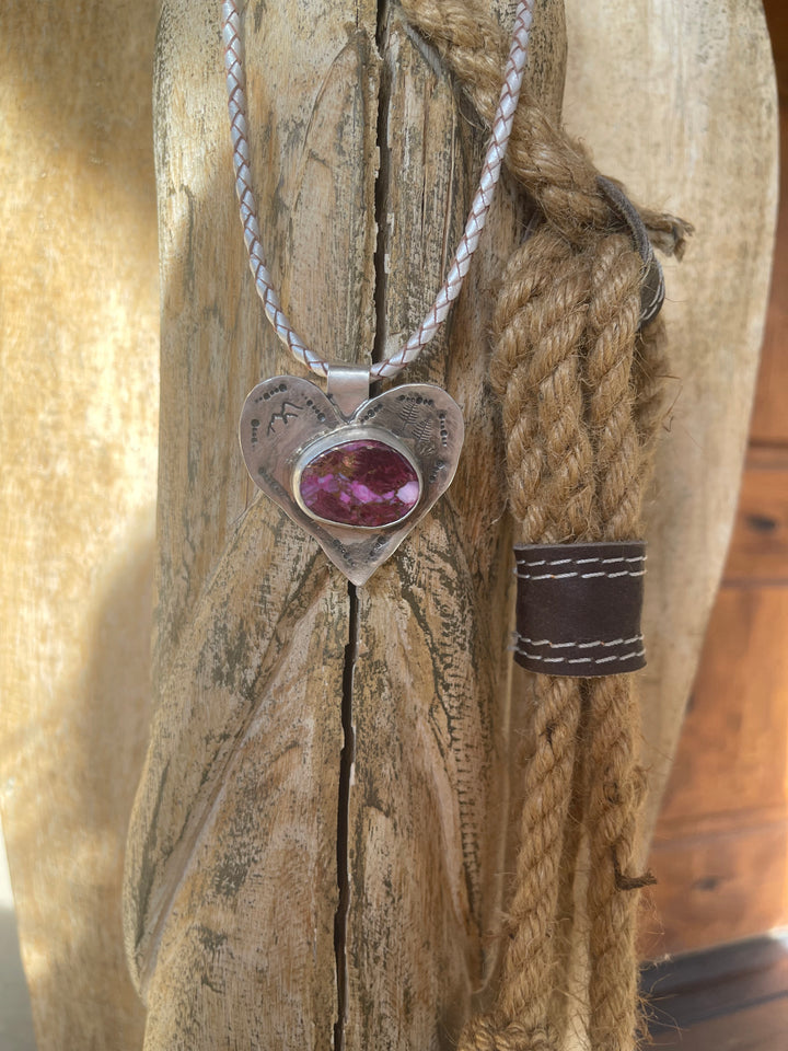 Spiny Oyster Shell Heart Pendant