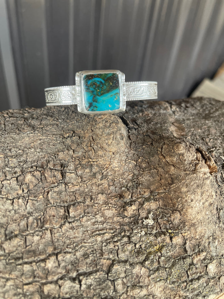 Square Beauty Cuff
